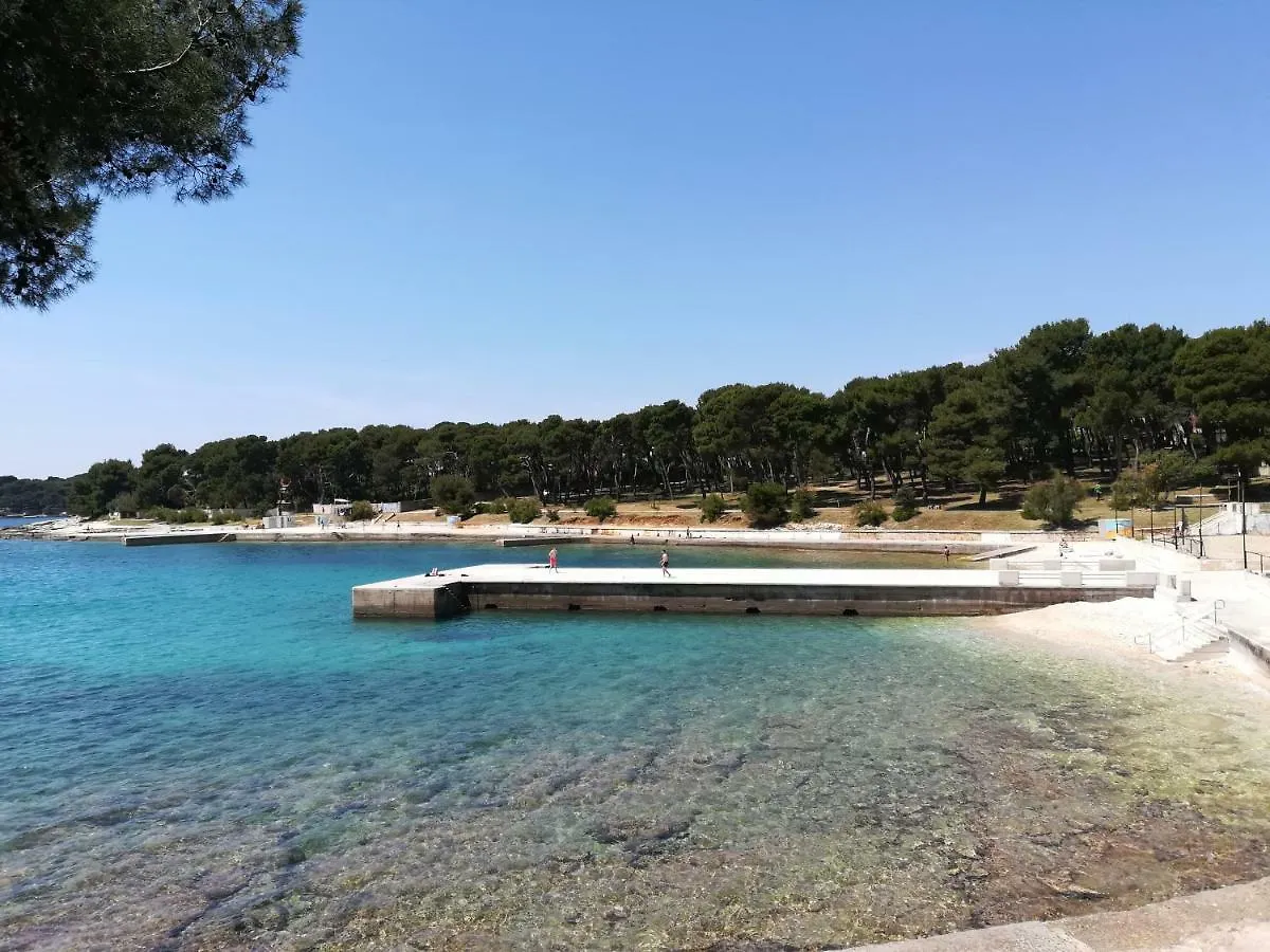 Apartment Maestral Pula